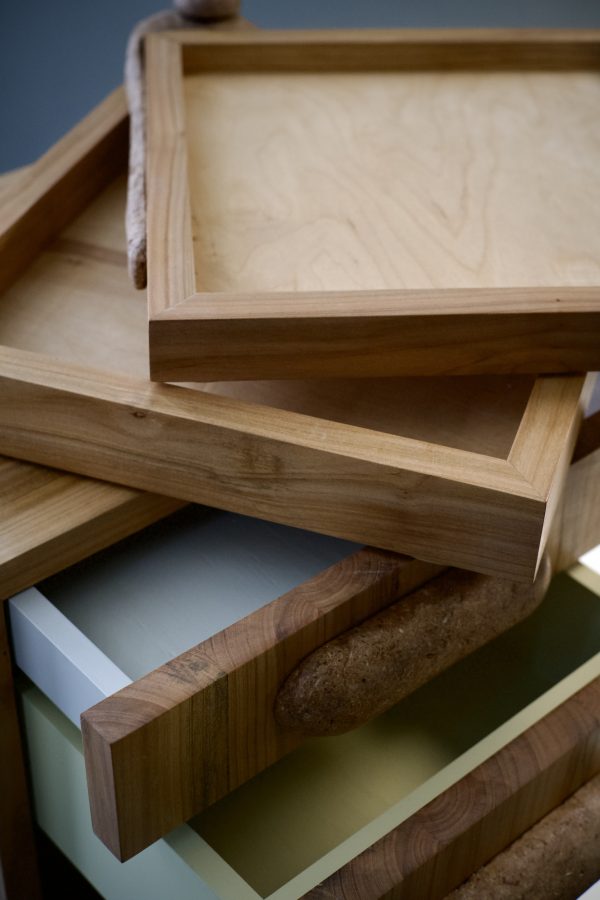 Stijn Weski | Emulsify discipline and freedom (kabinet) | cherry wood, sawdust clay & steel | 80 x 40 x 50 cm | 1/10 - Afbeelding 6