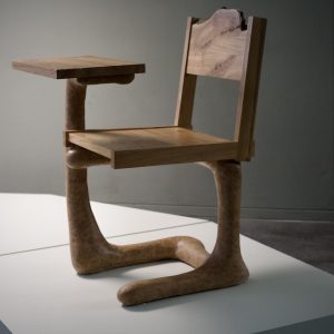 Stijn Weski | desk / stoel 70 x 45 x | hout en houtklei | editie 10